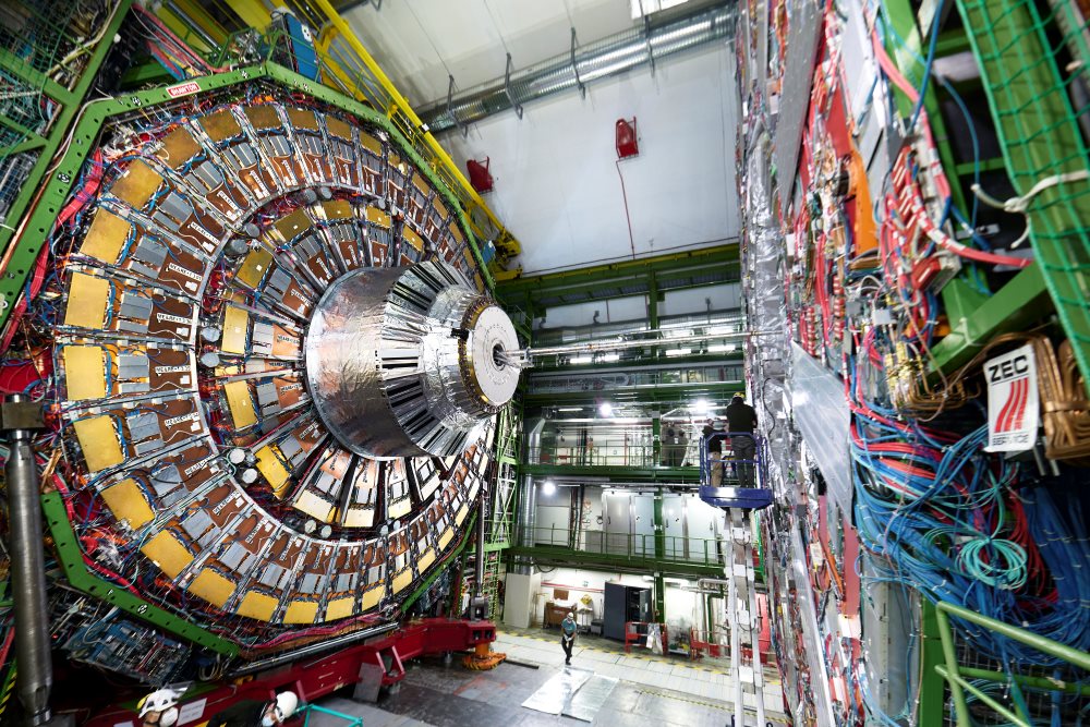 1 CERN Artikel